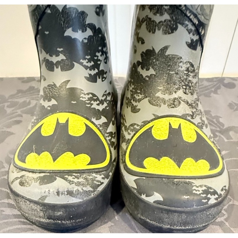 Western Chief Batman Rain Boots Kids Size 13/1 Black Gray Camo Waterproof - Picture 3 of 9